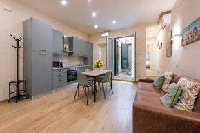 Mercato Contemporary Apartment by Mmega